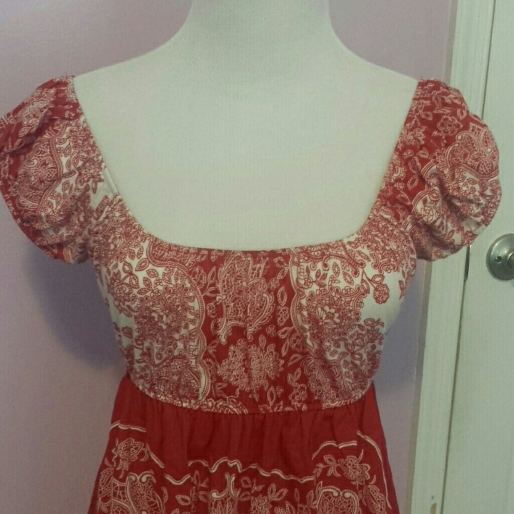 Dress - Picture 2 of 4